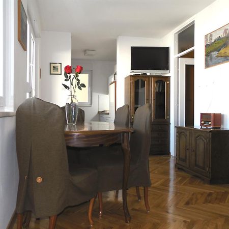 Eurit Apartment Shown In Detail Split Exteriör bild
